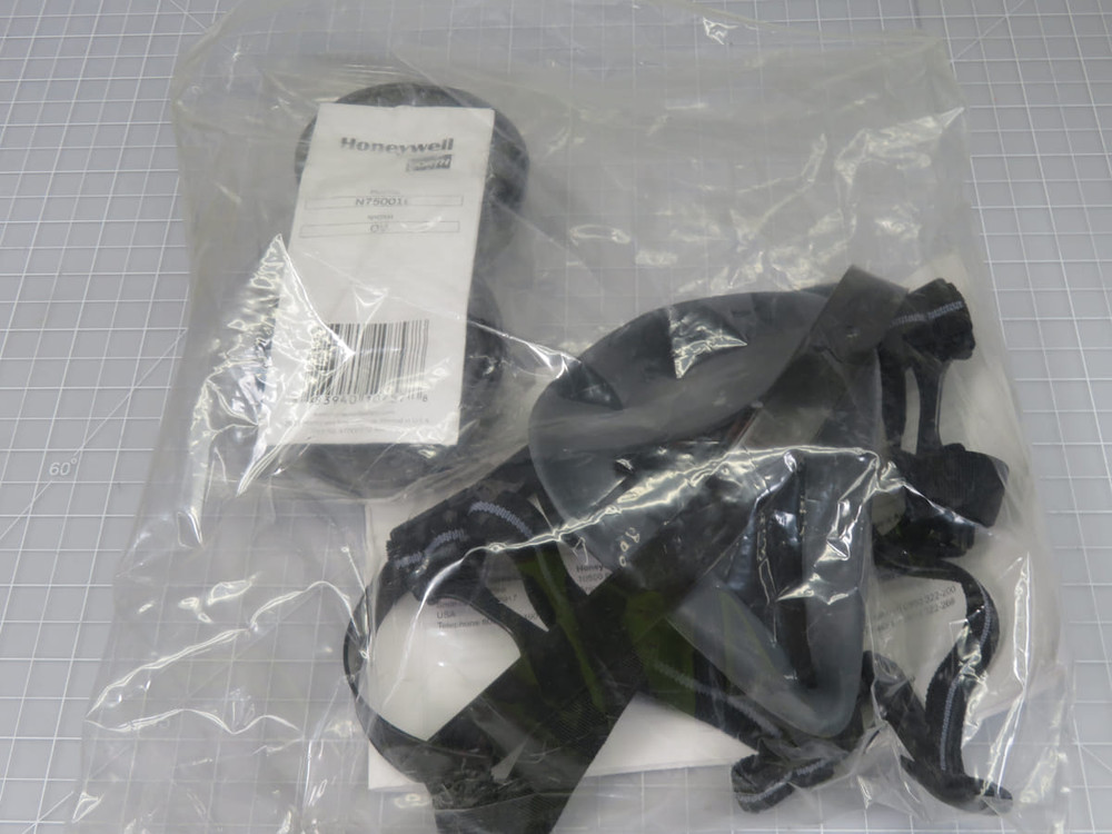 Lot of 12 Honeywell    Half Mask with OV Cartridges  For Sale