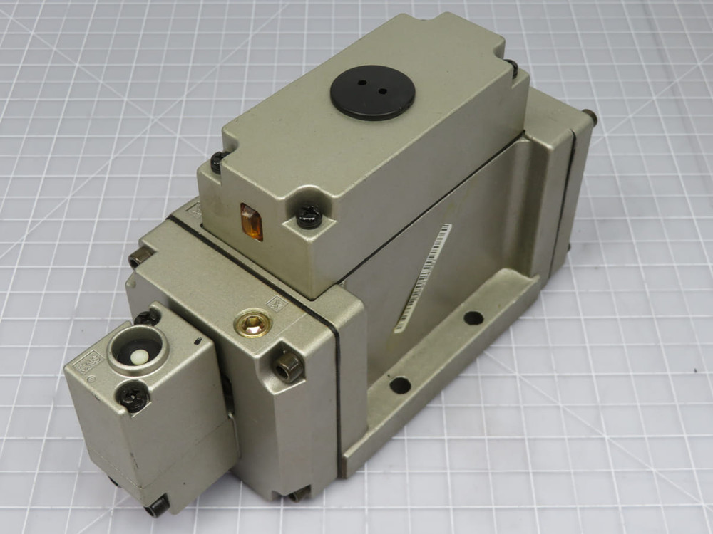 SMC  VSP4140  Solenoid Valve 100-115/50 .15 Amp  For Sale