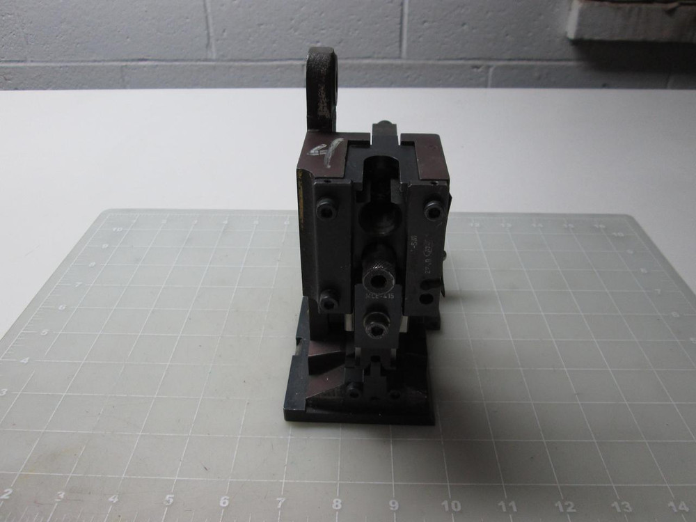 HSG30 CTE-0300-SA CJ-Y19702 DIE PRESS APPLICATOR T52338