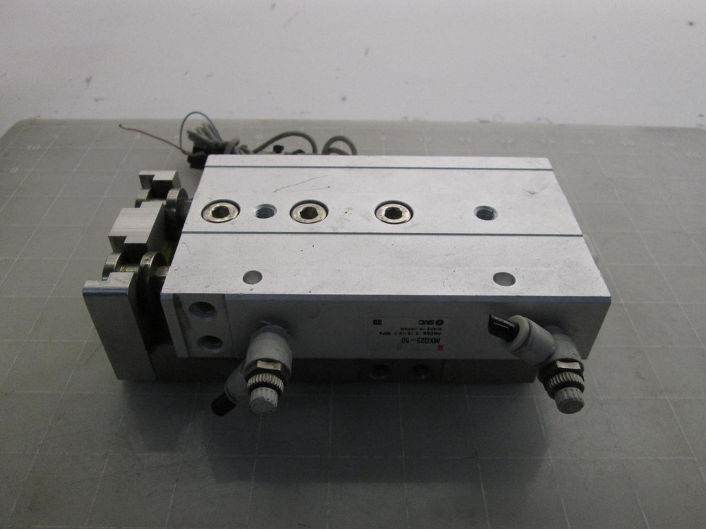 SMC MXQ25-50 PNEUMATIC AIR SLIDE T53139
