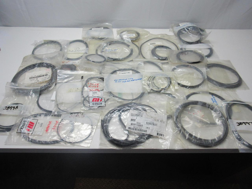 LOT OF 33 HOOVER MISCELLANEOUS O-RINGS AND SEALS T56086