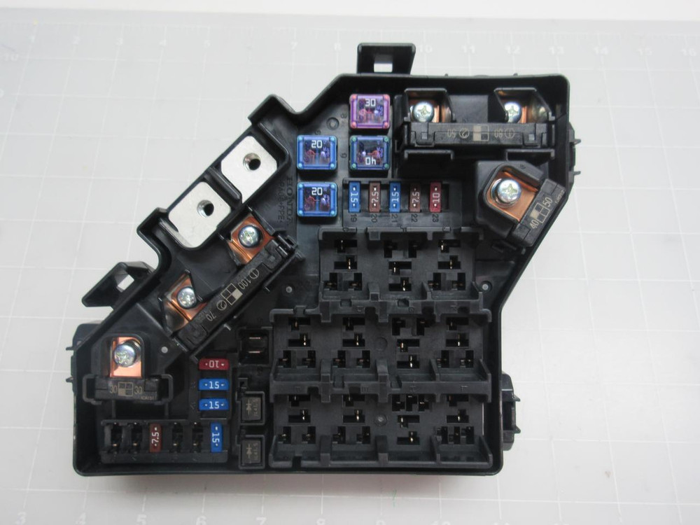 HONDA SNA-C122 FUSE BOX T56316