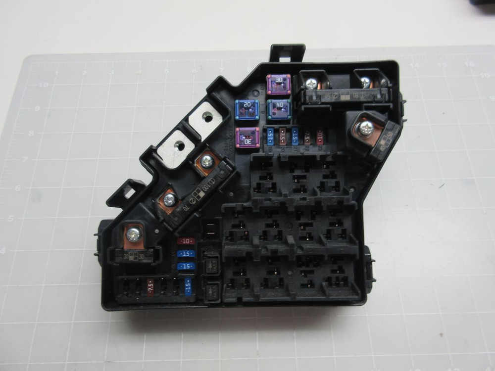 HONDA PA66+PPE NAA03U9LB 120111 SNA-A010 FUSE BOX T56433