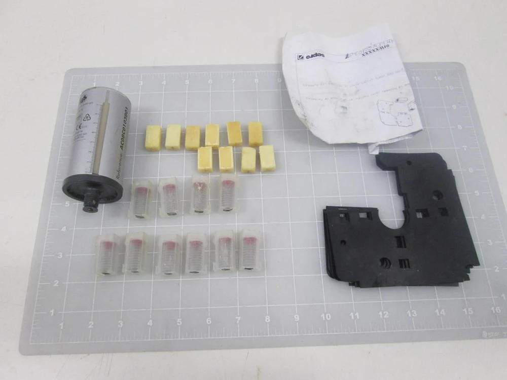AM48WQ010301AMB KIT GRAISSAGE SAV X 3040 T57804