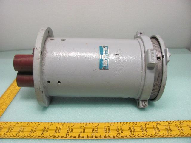 CROUSE-HINDS M9A INDUSTRIAL RECEPTACLE OUTLET T8295