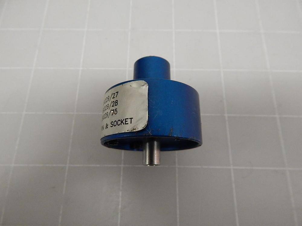 LOT OF 4 DMC M22520/31-02 G2P330 TURRENT HEAD T60119