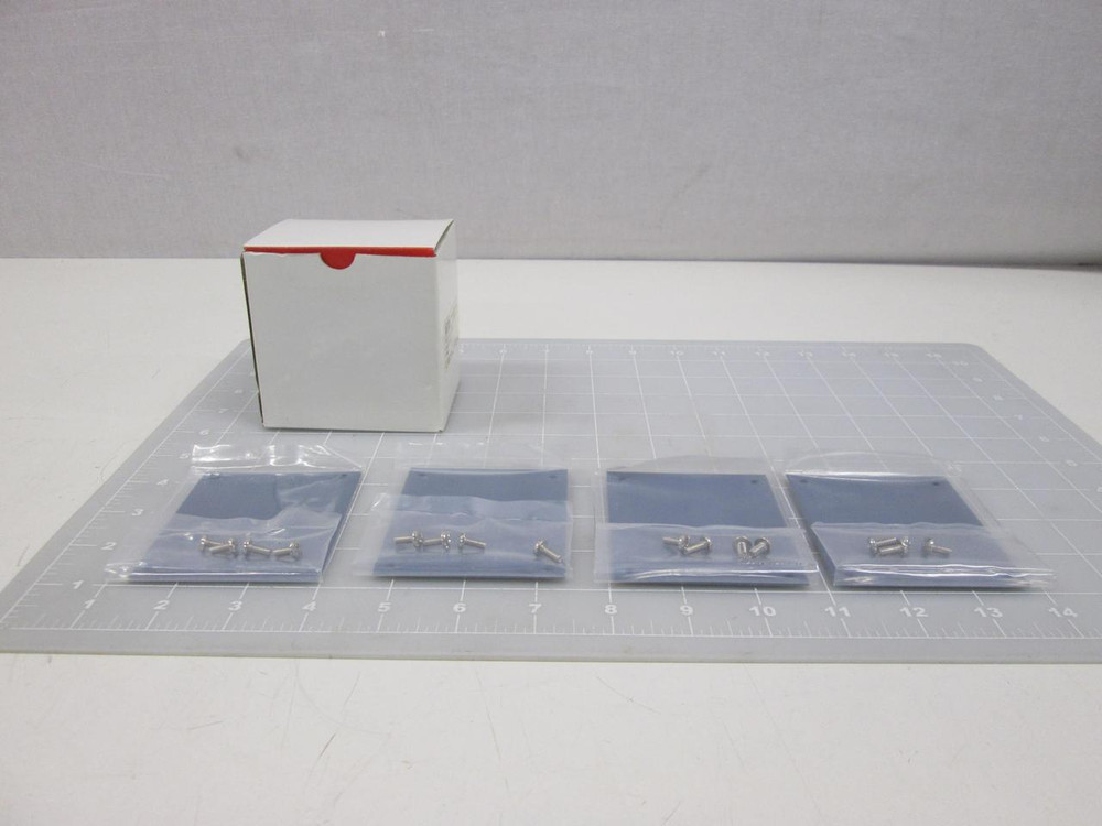 LOT OF 4 L-COM USP SCREW 5/8 11X5"L BASE 2 1/2 DIAMETER STEEL T59720