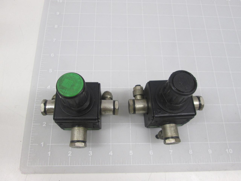 LOT OF 2 BOSCH 0 821 302 401 FILTER REGULATOR T60711