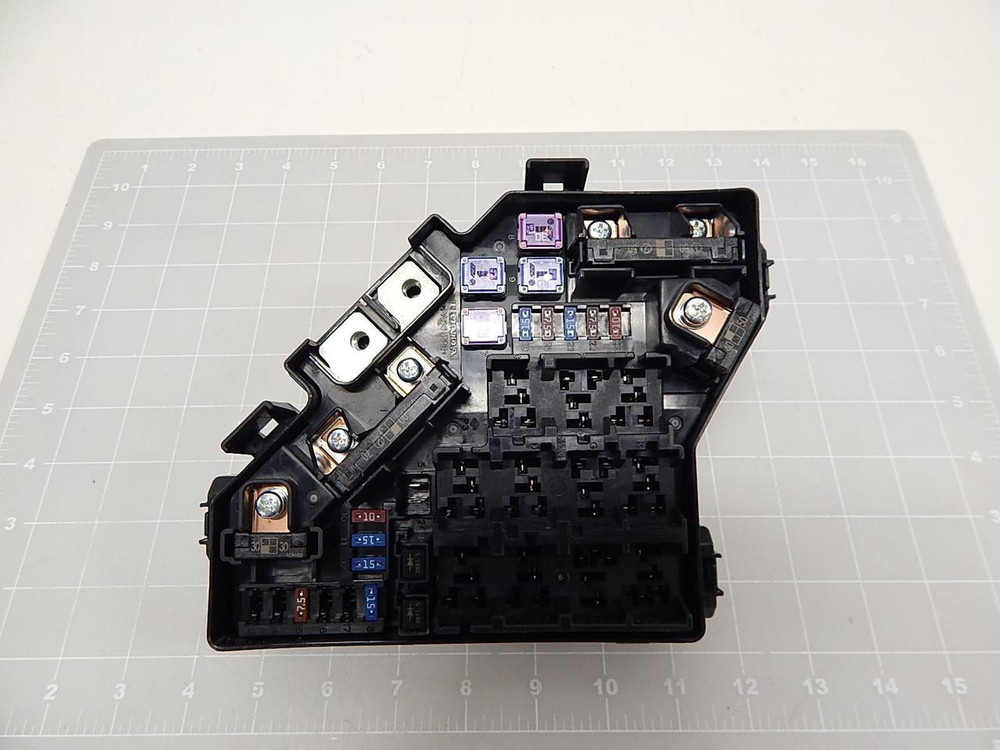 HONDA SNA-A312 PA66+PPE SNA-A312-M1 FUSE BOX T60788