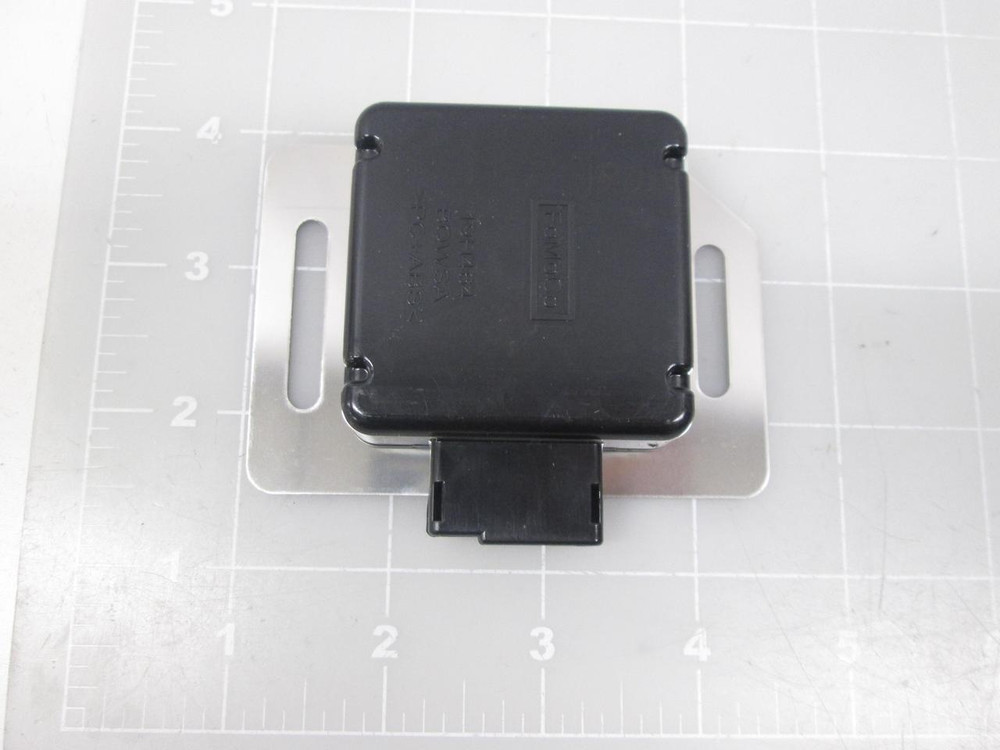 LOT OF 72 FORD BQWSG DG9T-19H464-AB 19H464 HOUSING T60799