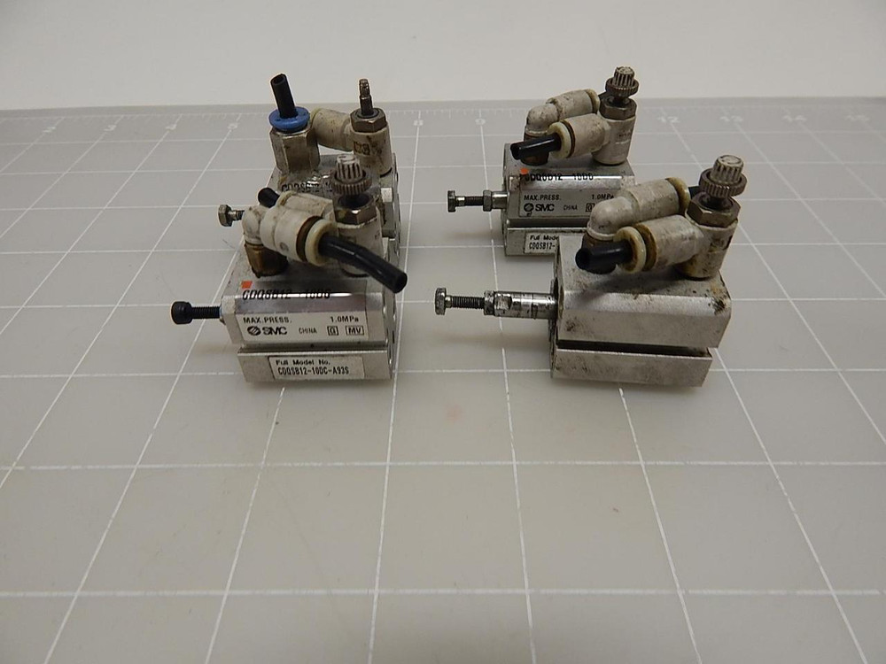 LOT OF 4 SMC CDQSB12-10DC CDQSB12-10DC-A93S COMPACT CYLINDER T61963