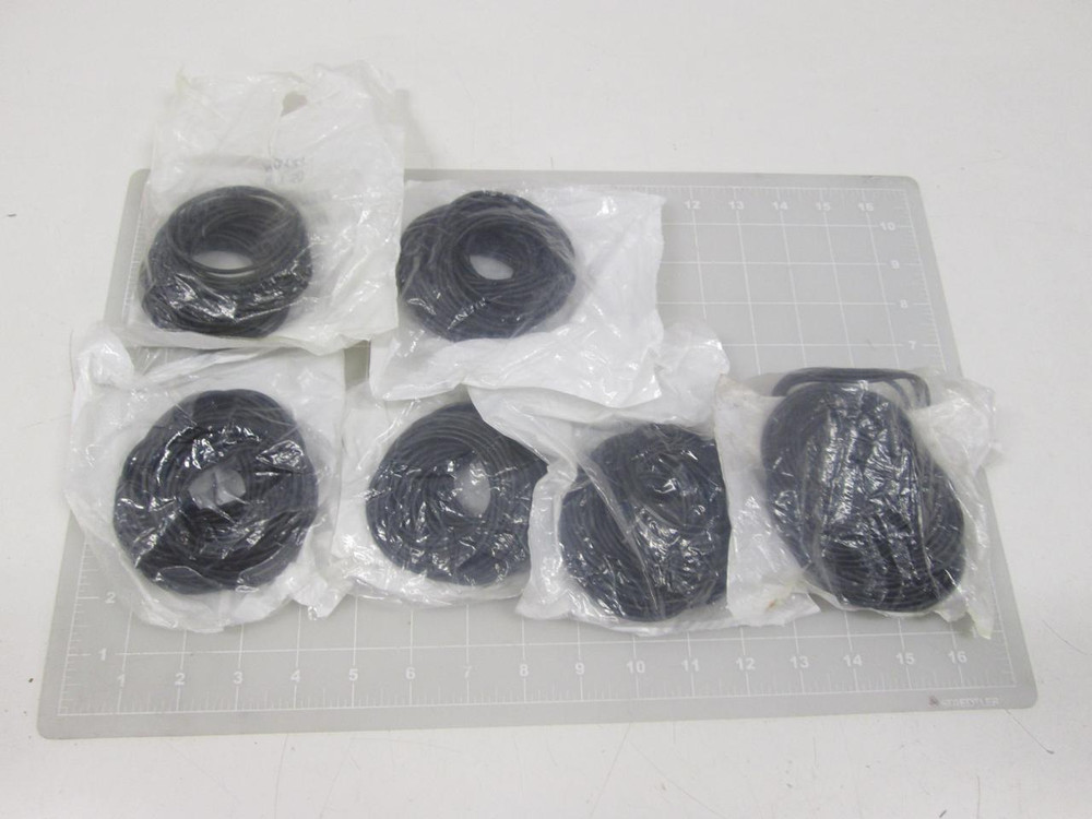 LOT OF 300 MSC H70-141 O-RINGS T63017
