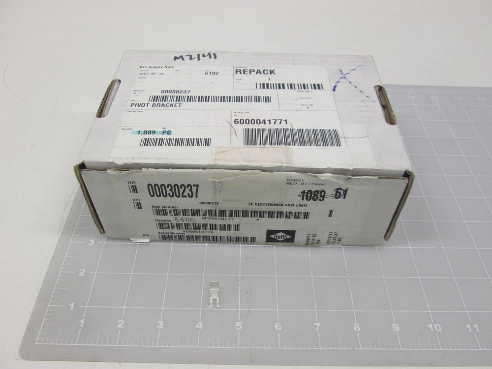 LOT OF 3300 ROHS 00030237 P00030237 T63813