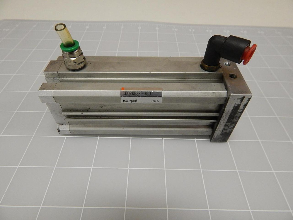 SMC CD02KB32-75D COMPACT CYLINDER T65185