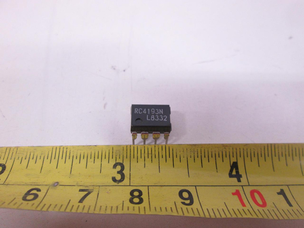 LOT OF 42 RC4193N L8332 IC CHIP T67689