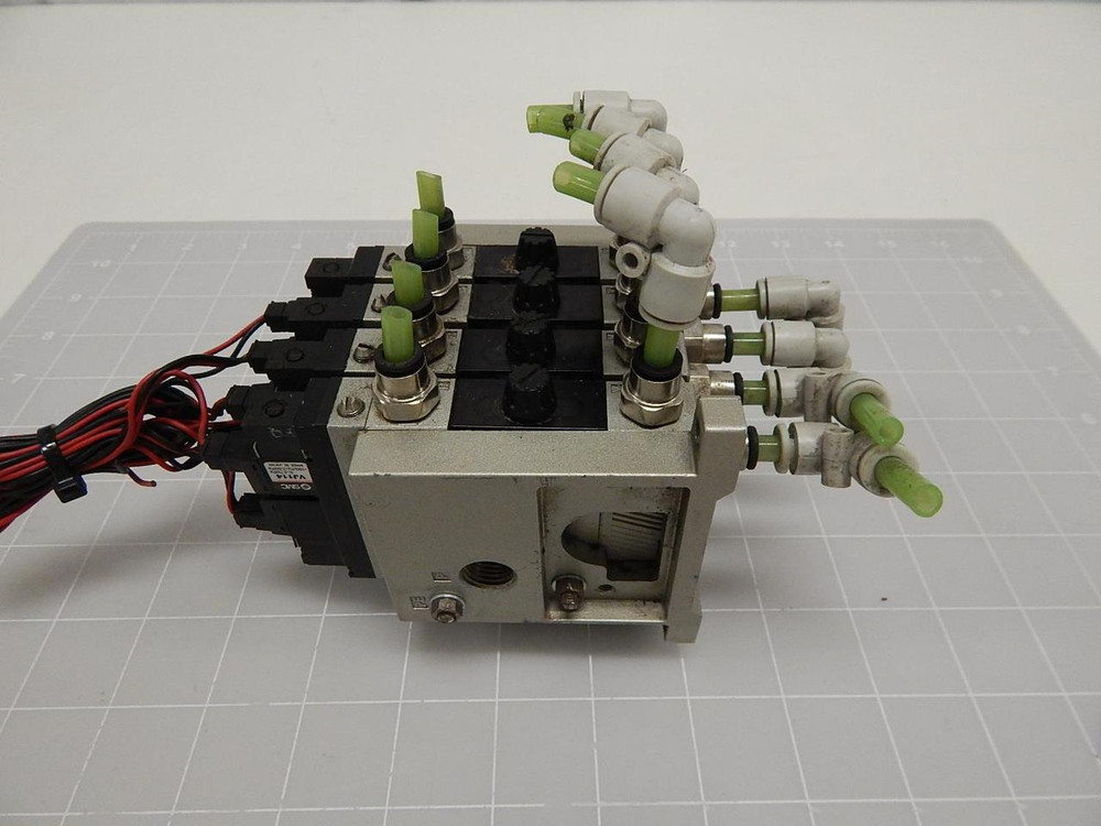 LOT OF 4 SMC ZM131H-K5LZ VJ114 SOLENOID VALVES W/ MANIFOLD T68367
