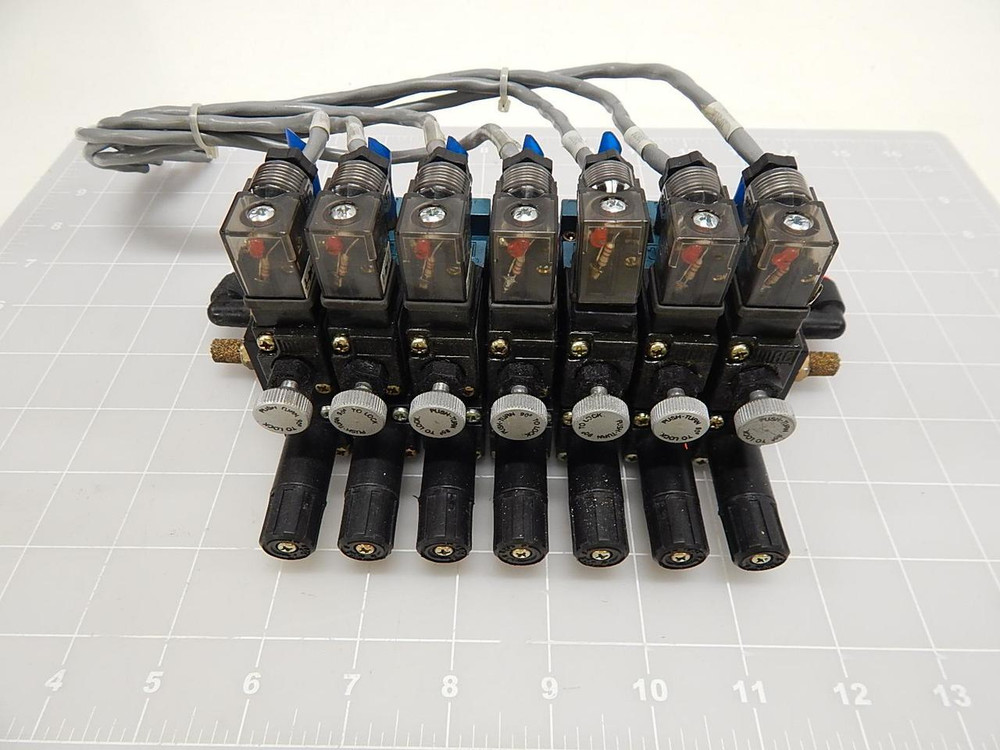 LOT OF 7 MAC 45A-M00-DDAJ-4KG SOLENOID VALVES W/ MANIFOLD T68128
