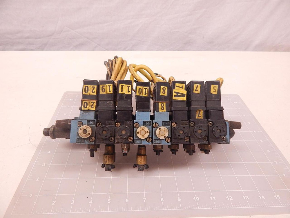 LOT OF 8 MAC 613B-11-111JB SOLENOID VALVE W/ MANIFOLD T70502