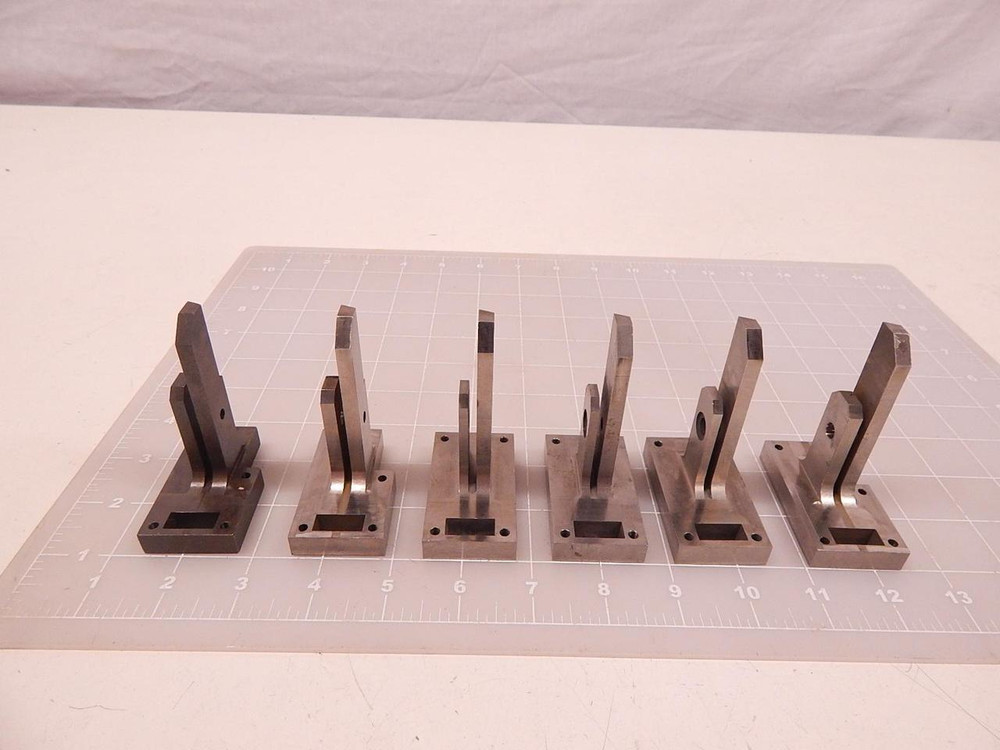 LOT OF 6 K05030 TDJ I-03 METAL FIXTURES T71121