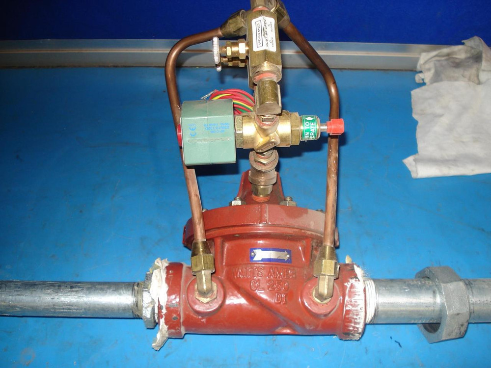 WATTS AMES CL250 DI PRESSURE REDUCING REGULATOR VALVE T5898
