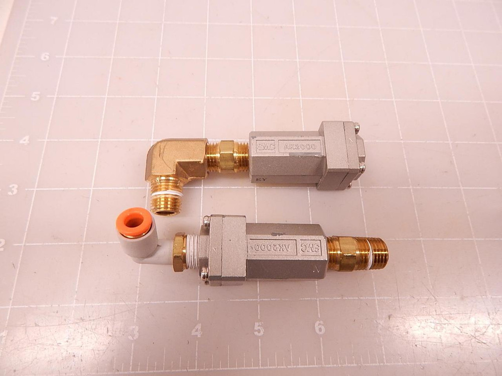 LOT OF 2 SMC AK2000 PNEUMATIC VALVE T72130