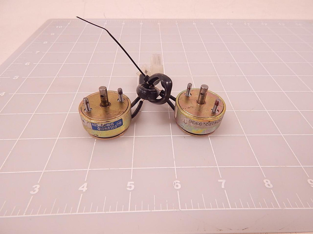 LOT OF 2 SHINDENGEN M95741P2.9936 SOLENOID VALVES T73270