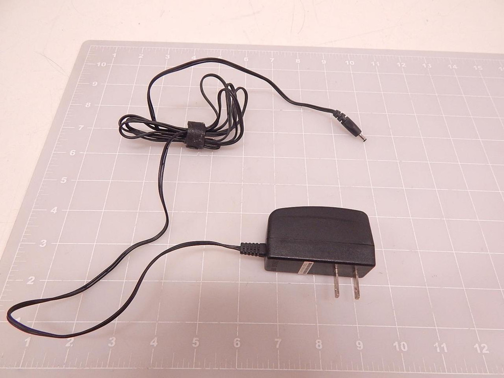 NETGEAR 332-10014-01 DSA-9R-05 SWITCHING ADAPTER T74223