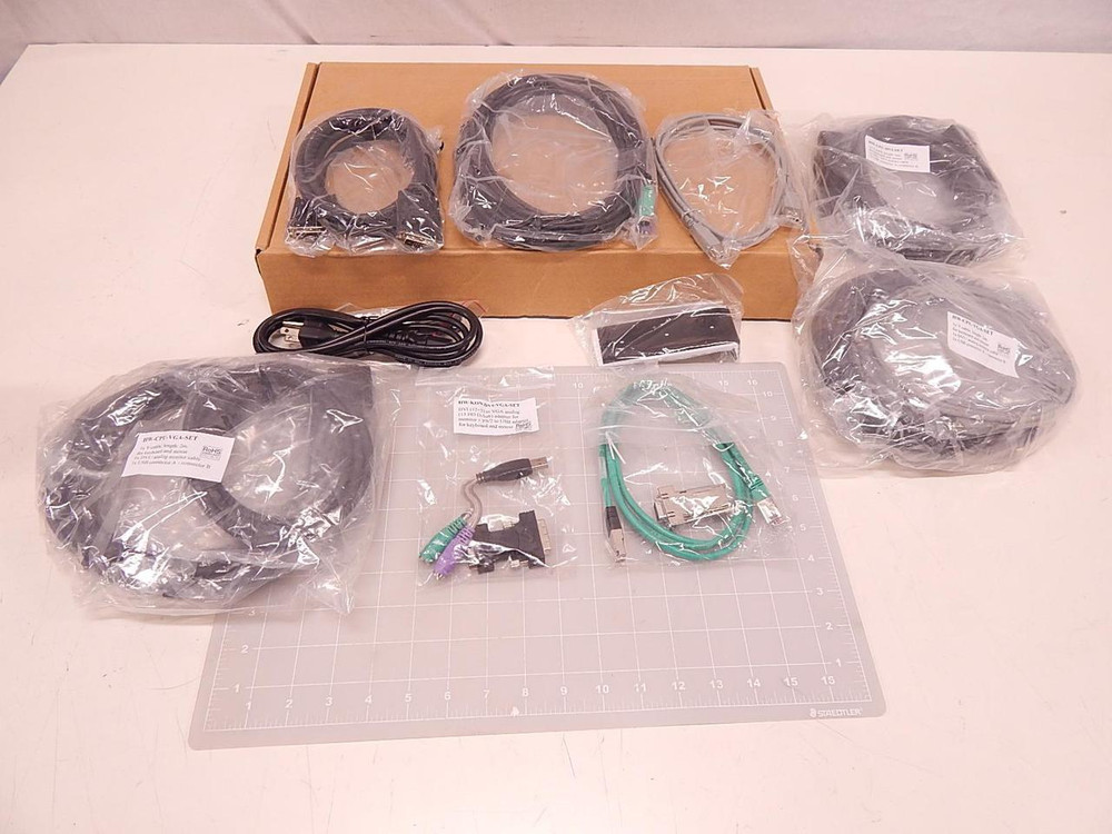 NETWORK TECHNOLOGIES SPLITMUX-DVI-4 CABLE ASSEMBLY KIT T74175