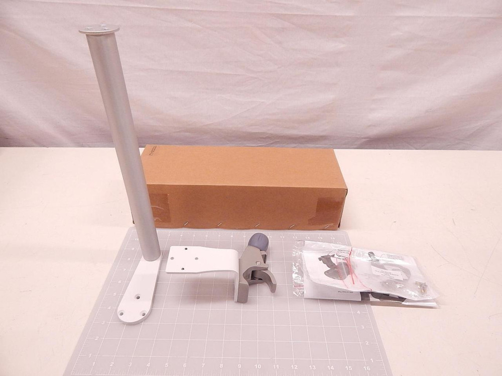 GCX 2022677-001 GEM-0005-05 PRC CLAMP WITH OFFSET 15'' DOWNPOST & L BRACKET FOR PDM T76445