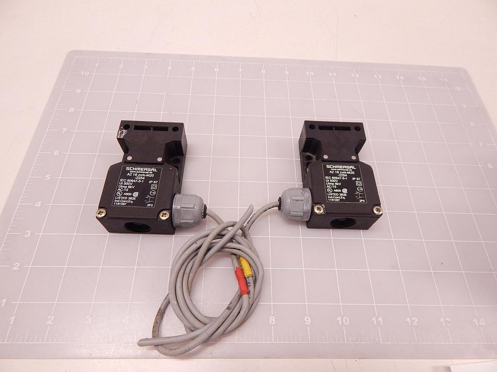 LOT OF 2 SCHMERSAL AZ 16 ZVRK-M20-2254 INTERLOCK SAFETY SWITCHES T76705