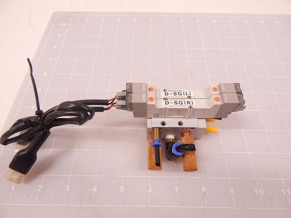 LOT OF 2 SMC SY3340R SOLENOID VALVES T73140