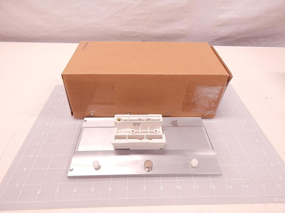 2024390-001 GEM-0006-42C GEMSIT BASE UNIT FLUSH WALL MOUNT T79464