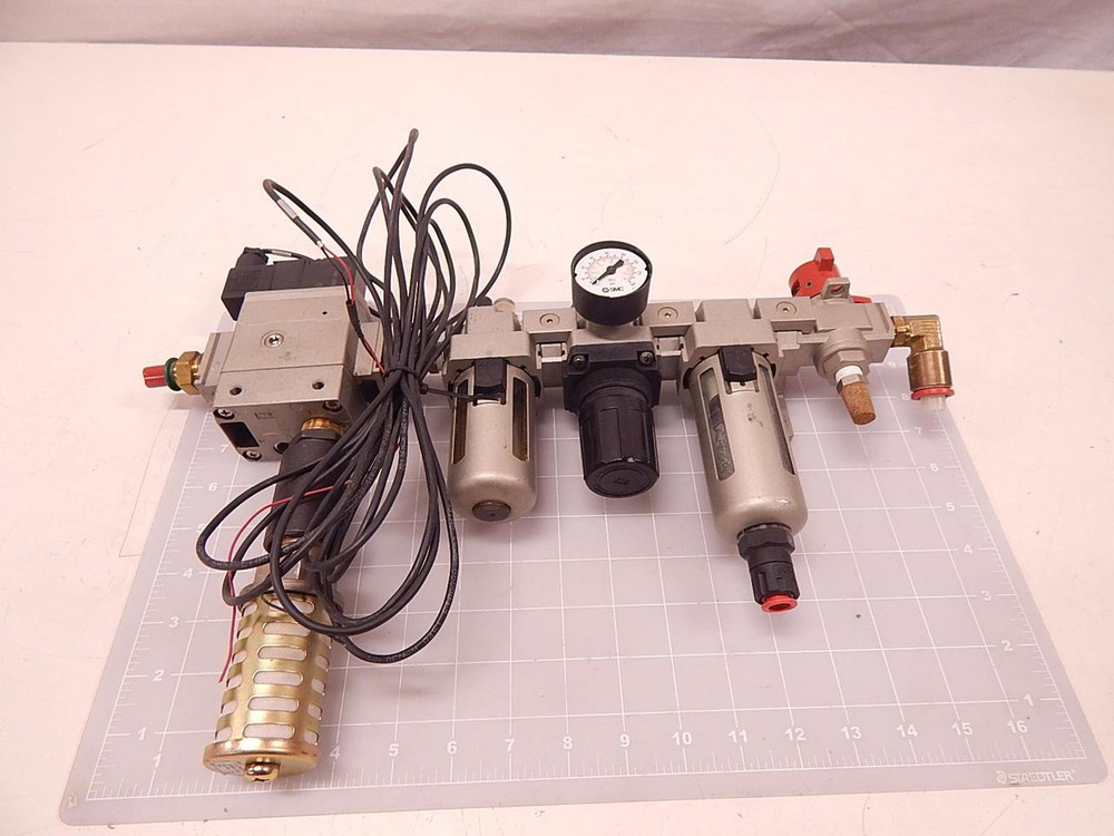 SMC NVHS3500-N03-X116 NAF3000-N03D NAR3000-03 NAL3000-N03 NAV4000-N04-5DZ NAN500-N06 PNEUMATIC LOCKOUT VALVE PNEUMATIC REGULATOR AIR PRESSURE REGULATOR PNEUMATIC FILTER REGULATOR OILER PNEUMATIC SOFT START VALVE SILENCER T79541