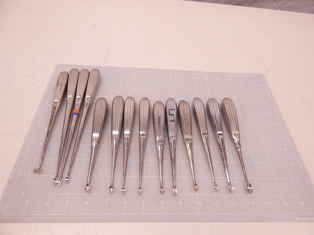 LOT OF 14 SUPREME CURETTES