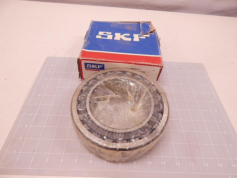 SKF 23122 CC/C3W33 SPHERICAL ROLLER BEARING T80620