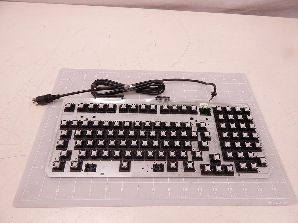 S0E-KCY013 A1C1923 601-1904 701-1678 G81-1800H 722-0088 KEYBOARD T82071