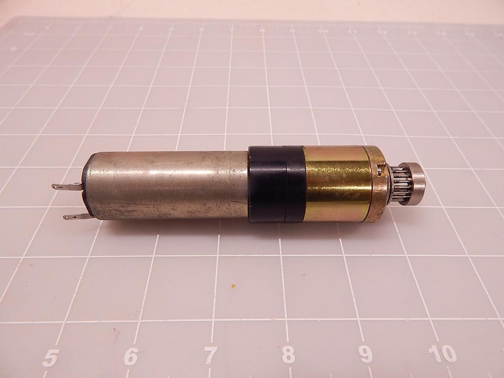 SIEMENS 00324405-01 FAU-0403 GEAR MOTOR T82402