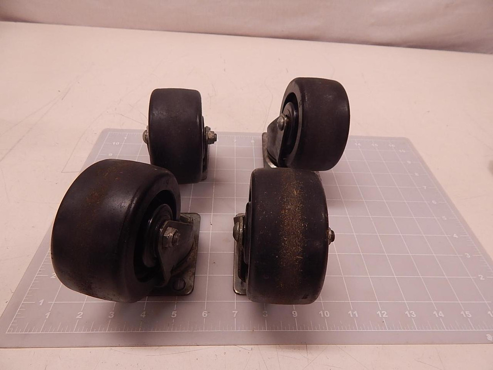 LOT OF 4 20 CASTER WHEELS T82674