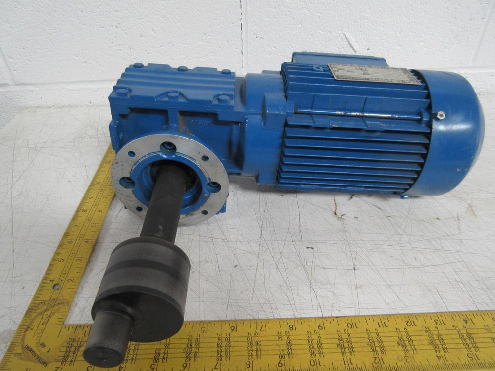 SEW EURODRIVE WAF30 DT80N4 ELECTRIC MOTOR WITH 8.20:1 GEARBOX 0.75 KW 200/200/220 V 3 PH 1392 1665 1703 RPM 4.2 3.7 3.6 A T82278