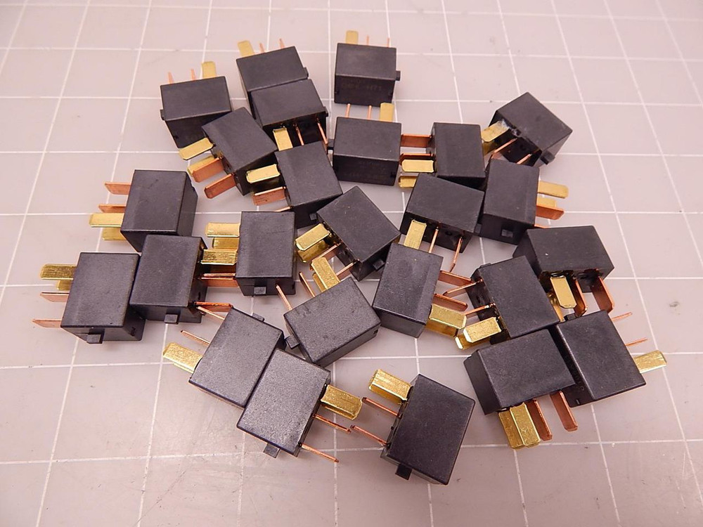 LOT OF 25 OMRON G8HL-H71 12 VDC AC COMPRESSOR RELAYS ACURA TL HONDA ACCORD CIVIC OMRON FUSE RELAY