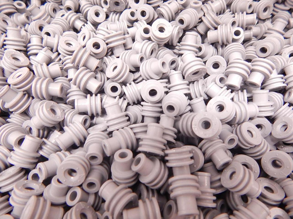 LOT OF 7500 7158 3084 40 CAPS T83601