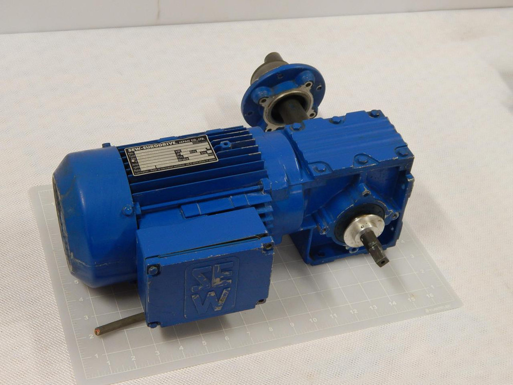 SEW EURODRIVE WAF30 DT80N4 360201278.0.01.012 GEAR MOTOR T84264