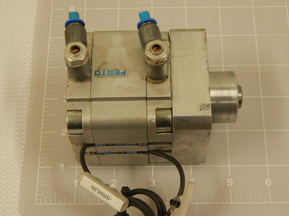 FESTO ADVU-50-15-P-A COMPACT CYLINDER W/ SENSORS T85942