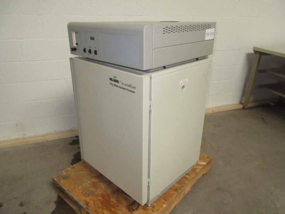 NUAIRE NU-3500 WATER-JACKET INCUBATOR