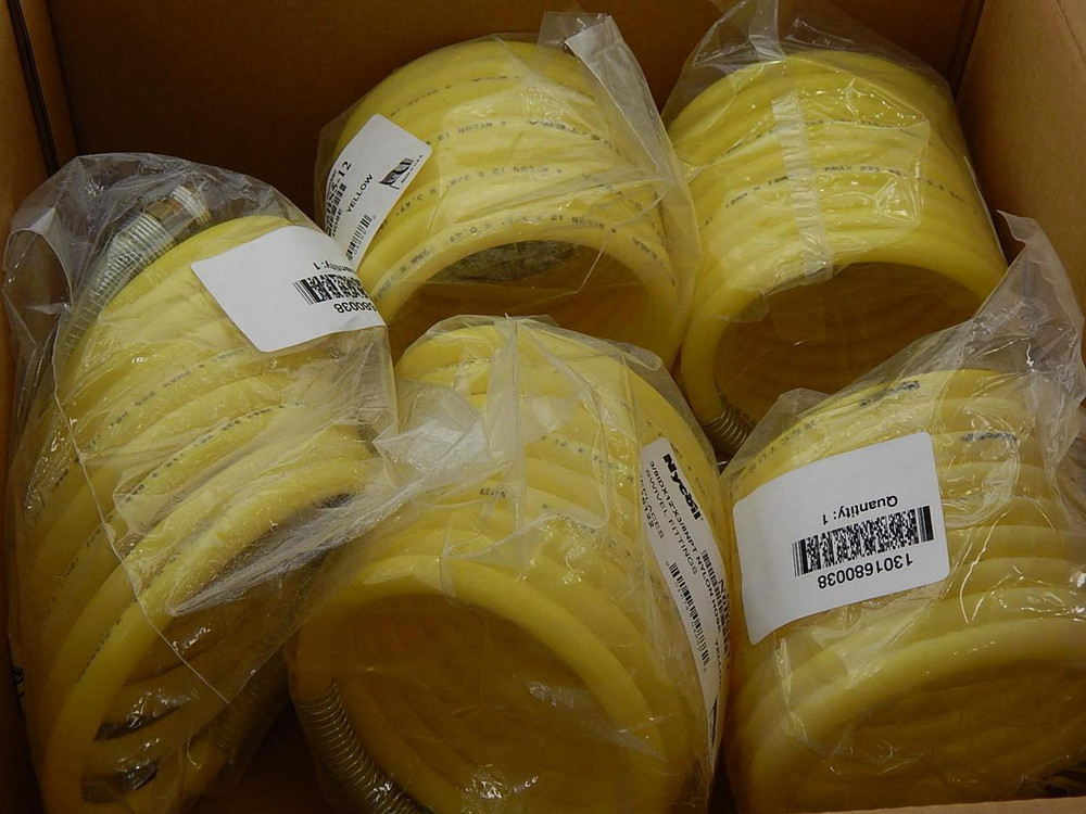 LOT OF 5 NYCOIL N6BS5-12 SWIVEL FITTINGS 3/8IDX12' X3/8NPT NYLON HOSE T88690