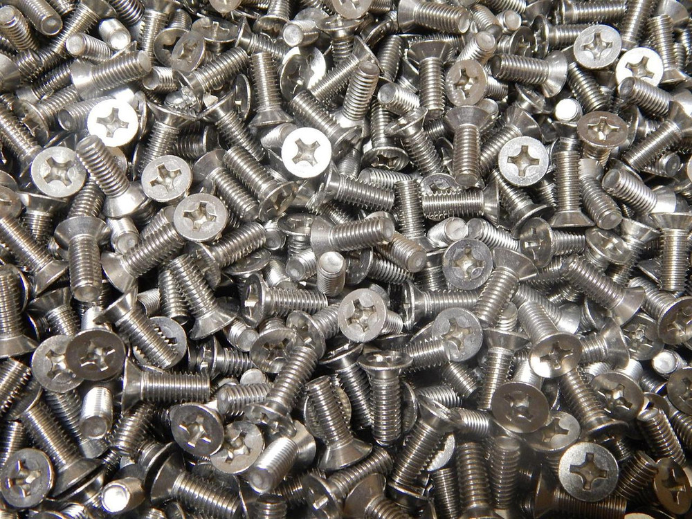 Lot of 3700 Anixter Fasteners CS460025315 Screws T90331 For Sale
