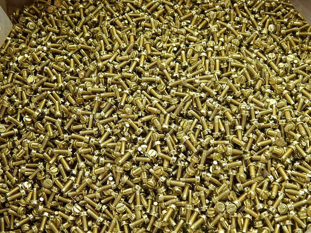 Lot of 13000 AF032843, L127396-003, 262A09978281 4-48 x 0.300 Screws T91632 For Sale