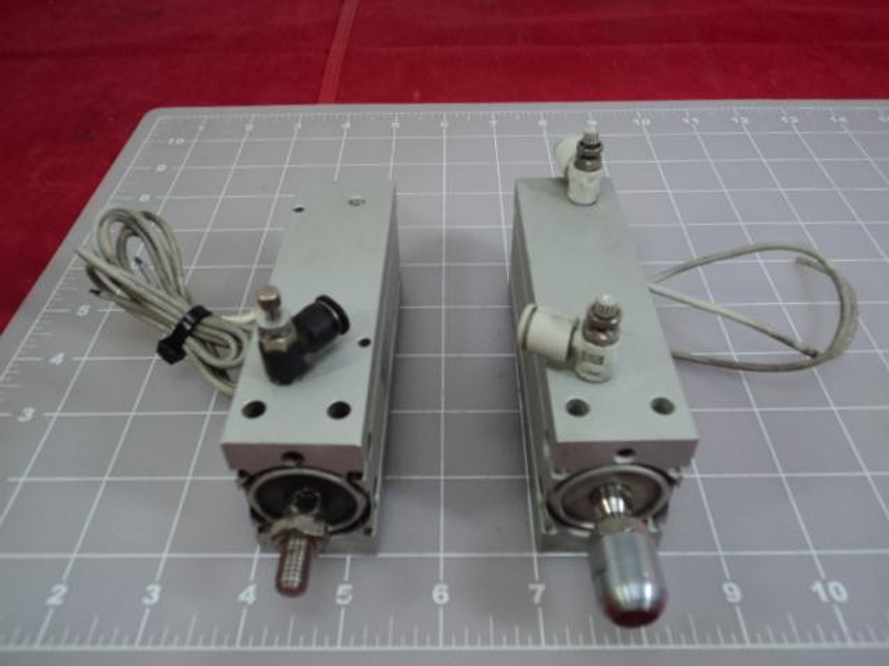 2 SMC CDU25-60D-F9N COMPACT CYLINDER T11459