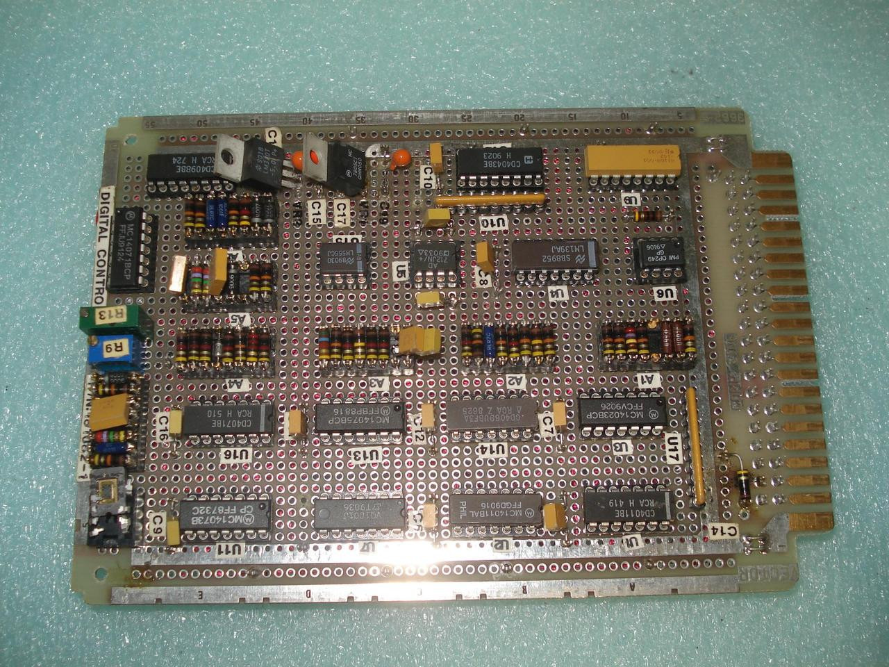 VECTOR 181082-1 DIGITAL CONTROL BOEING T7382