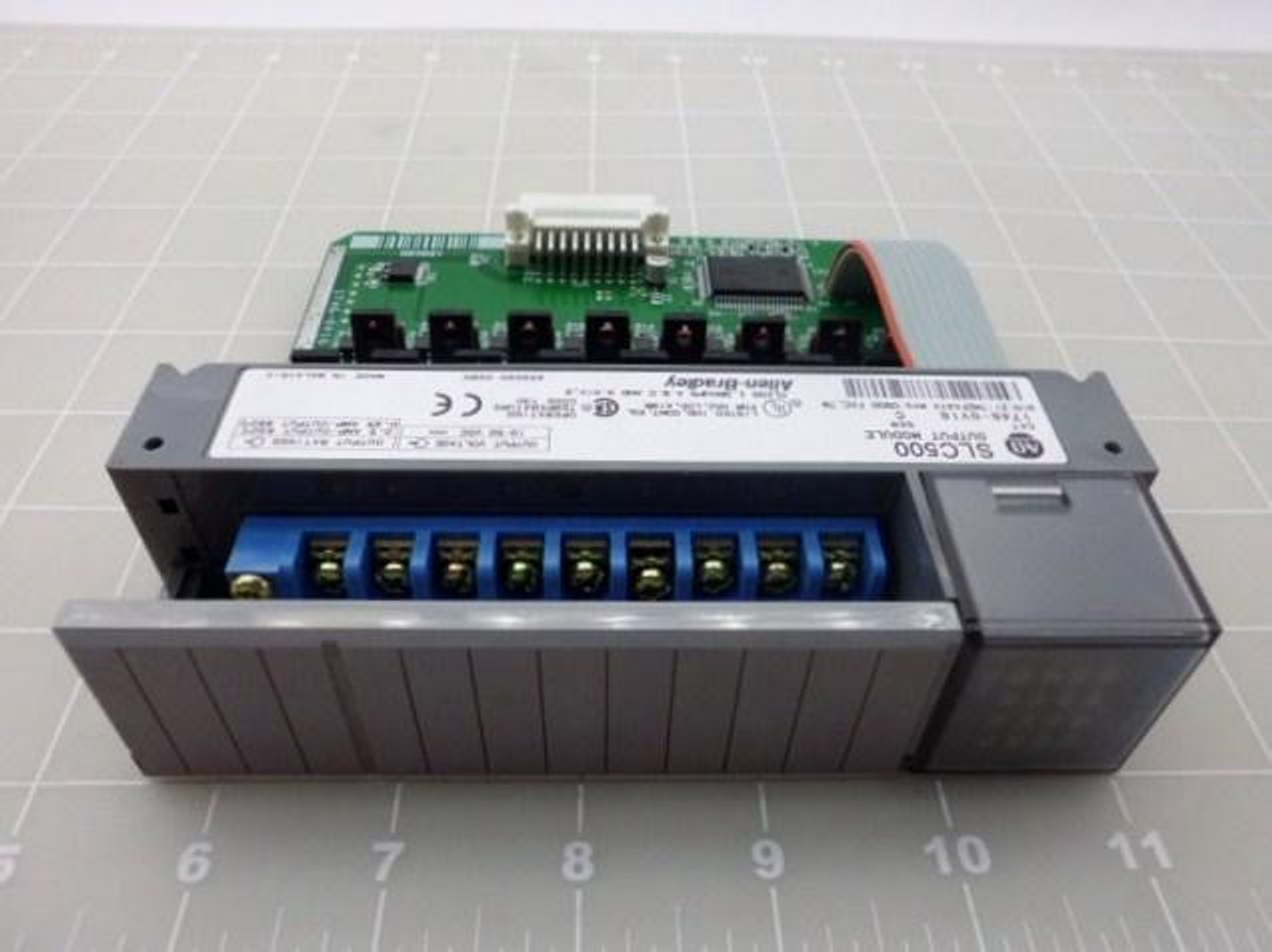 ALLEN BRADLEY 1746-OV16 SER C OUTPUT MODULE 16POINT 10-50VDC SLC500 T15344